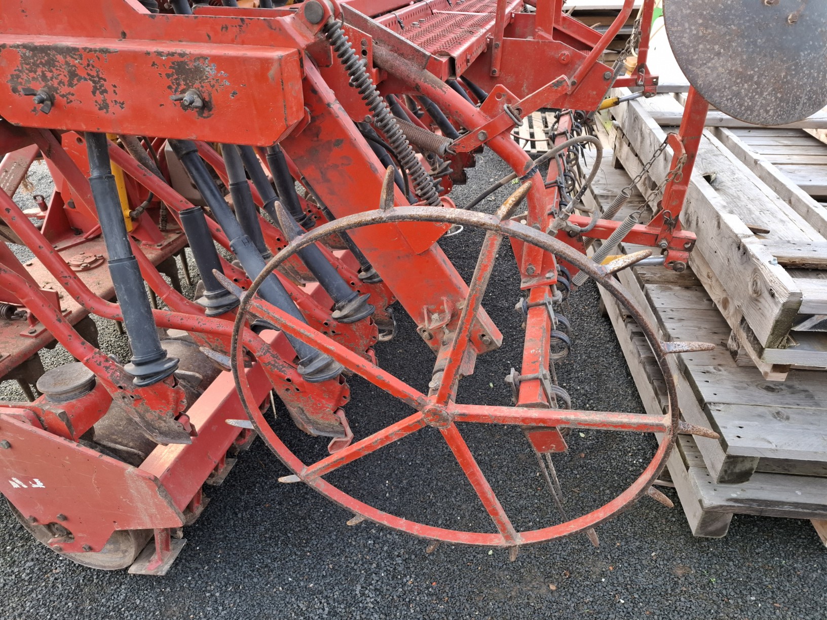 Lely combiné herse semoir – Image 3