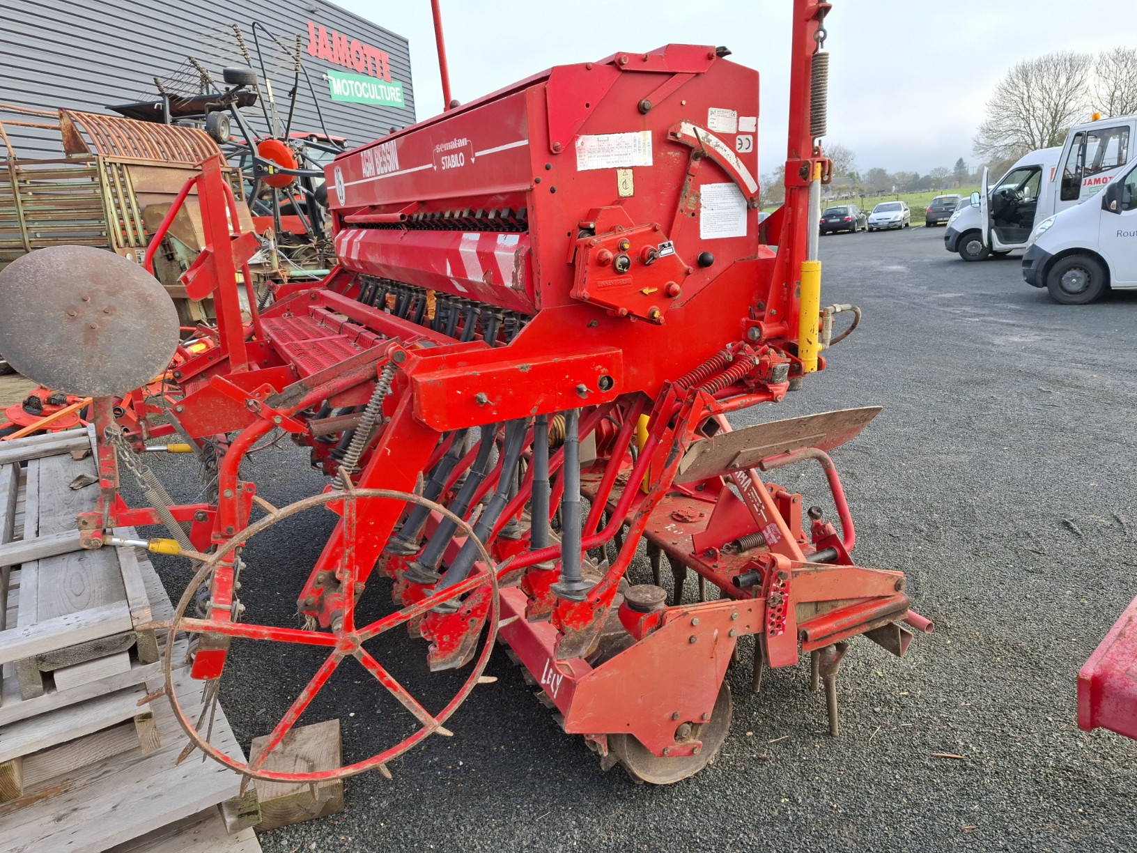Lely combiné herse semoir – Image 2