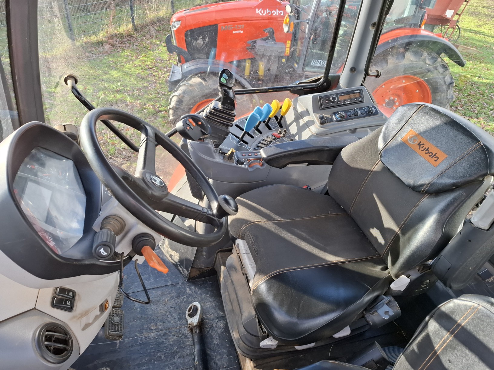 Kubota M 7133 FL – Image 2